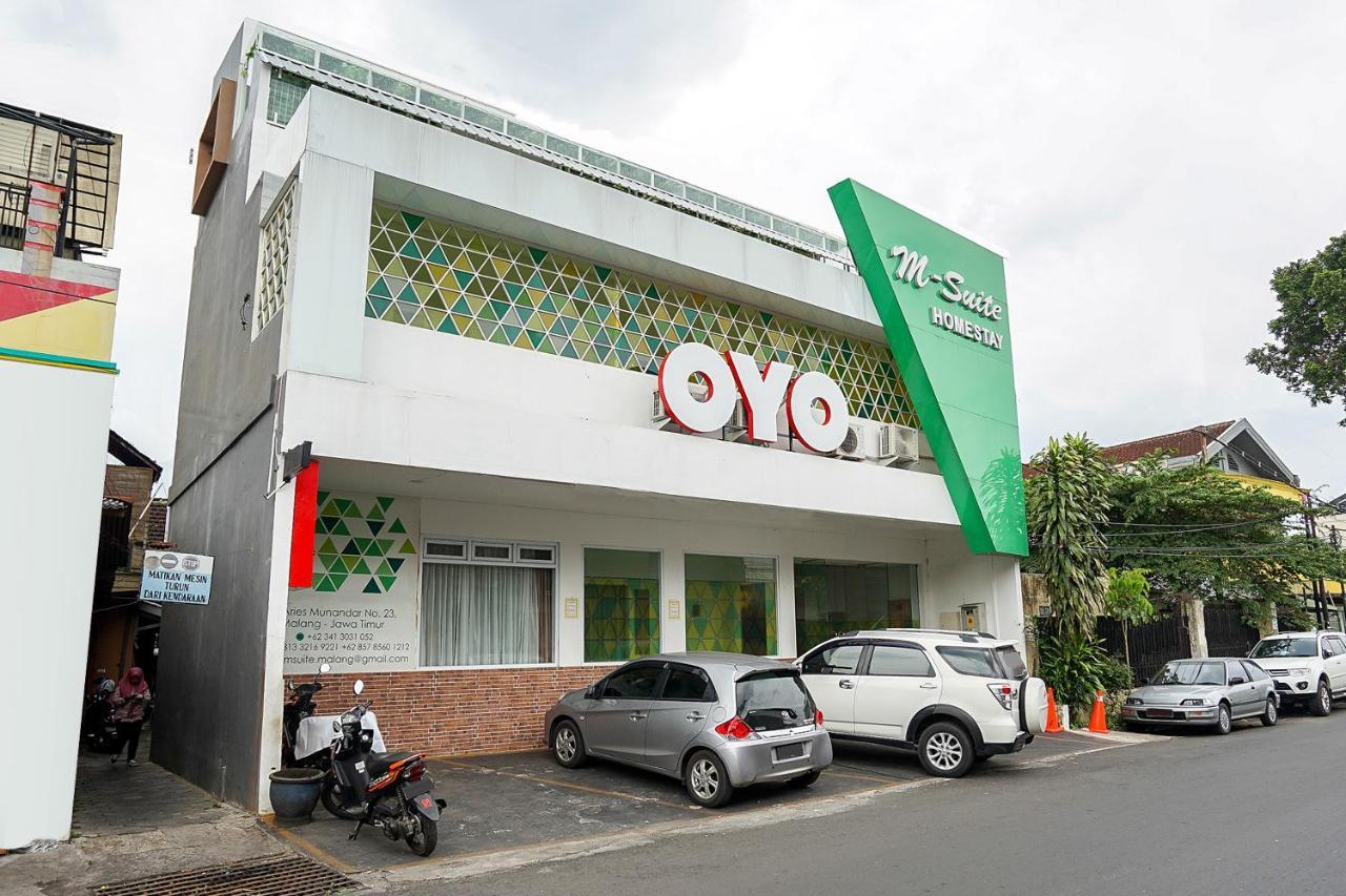 Oyo 272 M Suite Residence 玛琅 外观 照片